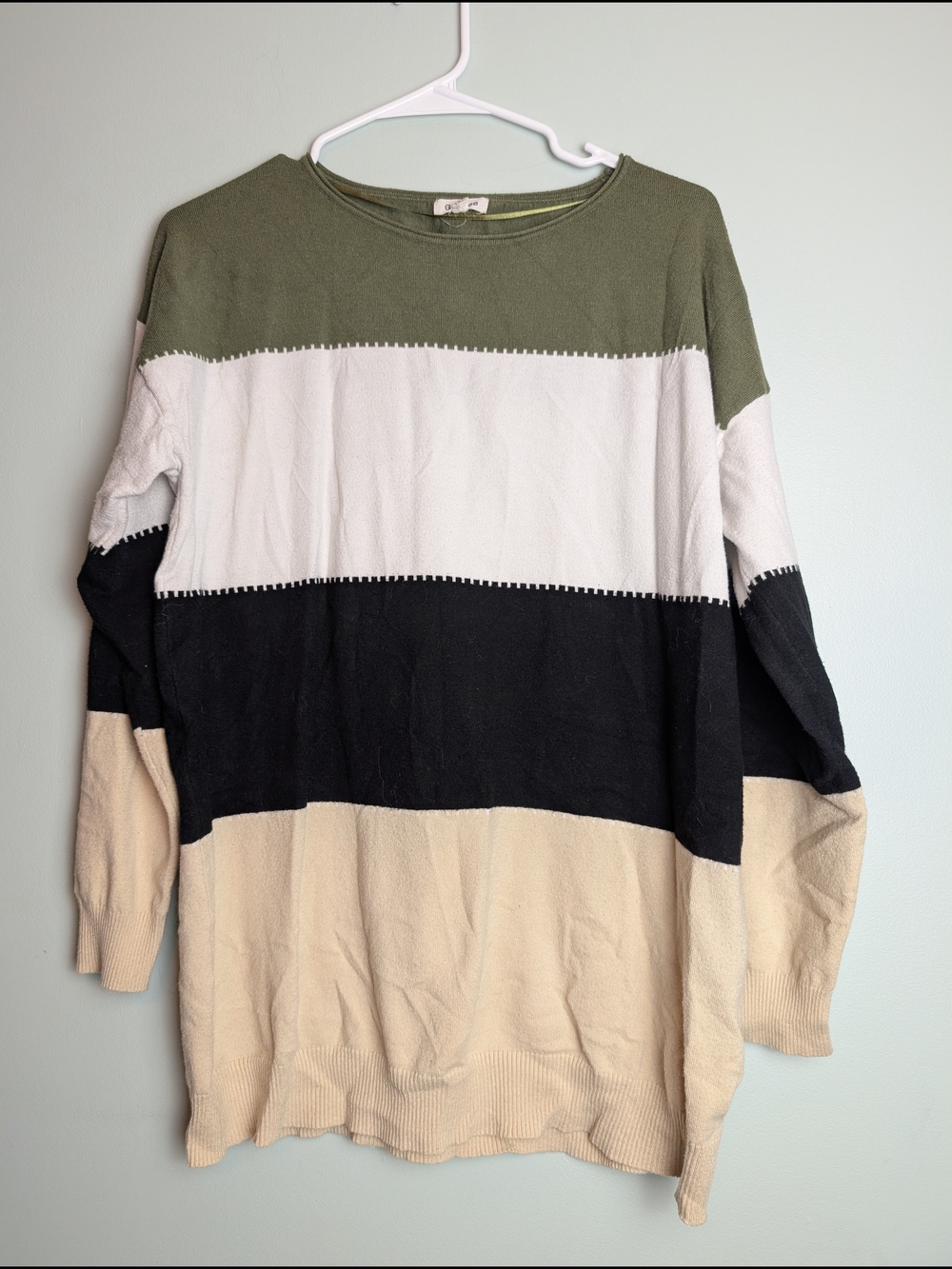 Relaxed Colorblock Crewneck Sweater in Olive, White, Black & Cream
